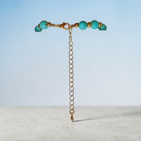 Gold Turqouise Beaded Heart Charm Necklace Earth Art Southwestern Cowboycore - Picture 6 of 8